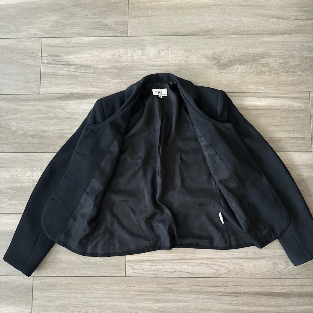 Women’s skirt and jacket set - Picture 11 of 12